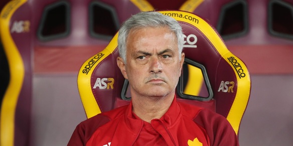 Quante lingue parla Mourinho? Dopo la conferenza in francese social in delirio