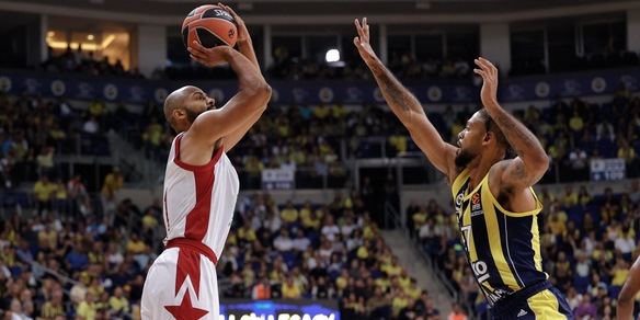 Eurolega, Fenerbahce-Olimpia Milano 85-82: Mirotic non basta, Messina ko. Rivivi la diretta
