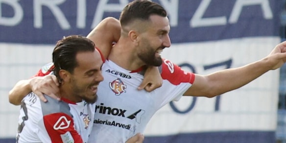 Serie B, riparte la Cremonese: Coda stende il Como