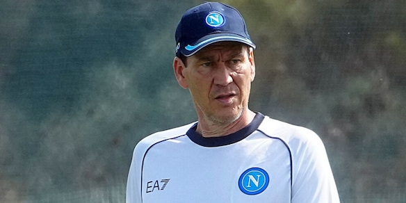 Napoli, Garcia dirige la ripresa degli allenamenti: undici assenti