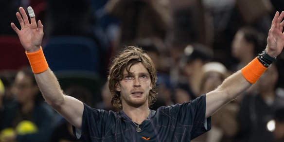 Shangai, Rublev batte Dimitrov e vola in finale: affronterà Hurkacz