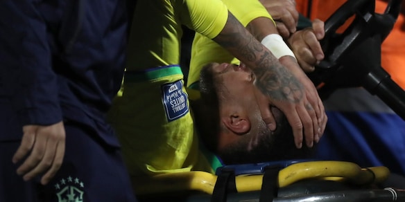 Neymar, infortunio shock: rottura del legamento crociato anteriore