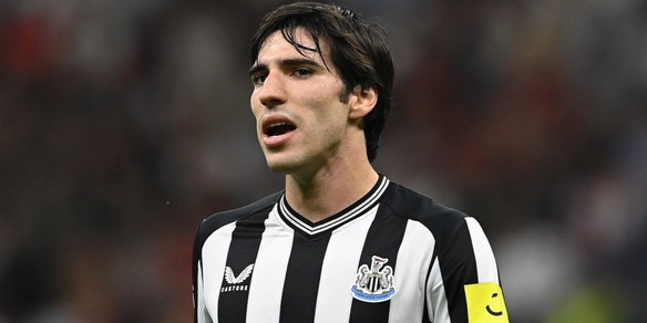 Il Newcastle supporta Tonali ma ora cerca un sostituto