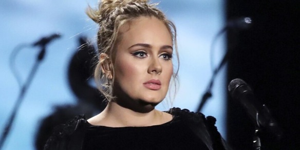 Adele: "Bevevo quattro bottiglie di vino al giorno, ora mi annoio"