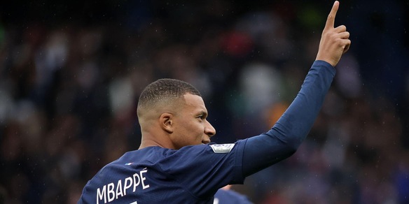 Mbappé trascina il Psg: 3-0 allo Strasburgo aspettando il Milan. Gattuso ko
