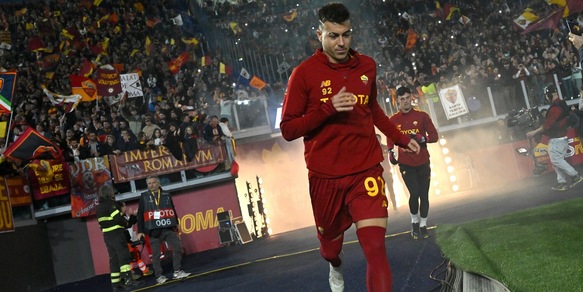 Scommesse, l'Olimpico abbraccia El Shaarawy: l'applauso è da brividi