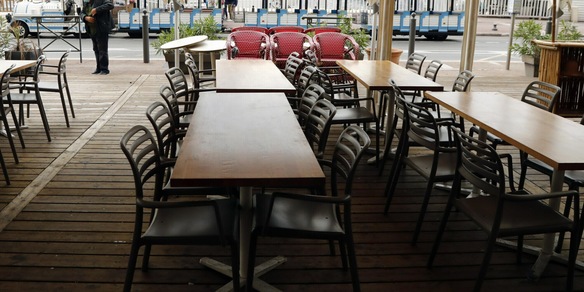 Truffa dopo la cena: finge infarti in 20 ristoranti per non pagare il conto