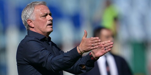 Mourinho dopo Roma-Monza: "Gente senza esperienza ci ha detto parole brutte"