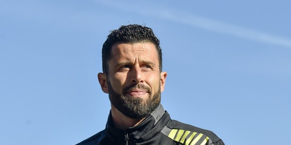 Fabio Grosso, furia negli spogliatoi del Lione: una talpa lo ha tradito