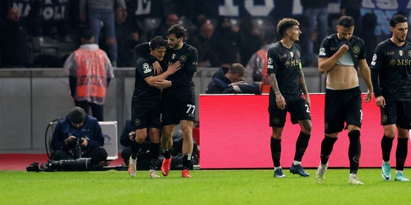 Diretta Union Berlino-Napoli 0-1: la decide Raspadori LIVE