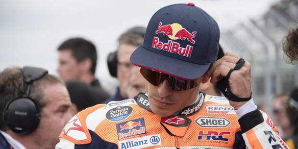 Honda, Puig lancia la sfida a Marquez: "Nel 2024 vogliamo batterlo"