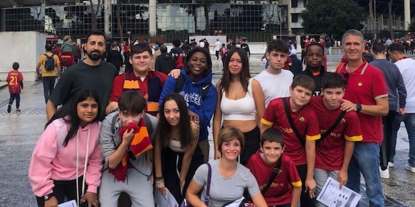 Roma-Slavia Praga, in tribuna con Sport e Salute dei tifosi speciali