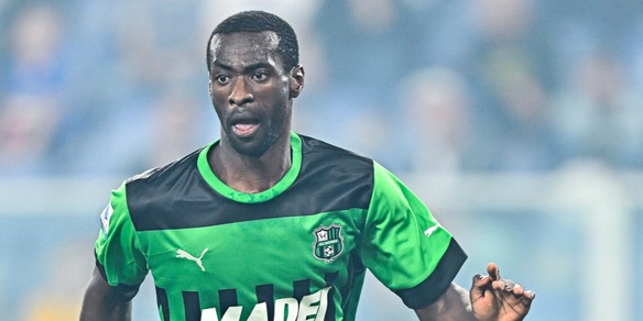 Sassuolo, riuscito l'intervento chirurgico su Obiang
