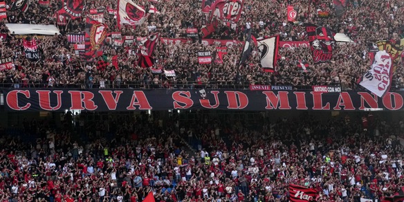 Curva Sud Milan: "Napoli è sempre la trasferta più importante"