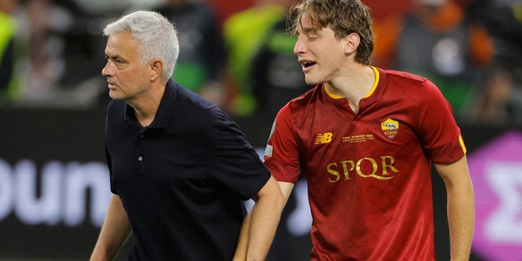 Probabili formazioni Inter-Roma: Mourinho punta su Bove