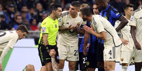 Inter-Roma, la moviola: Maresca mediocre, litiga coi gialli. Paredes rischia