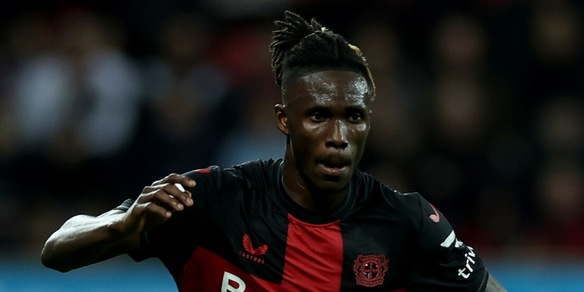 Kossounou: gli schemi di Xabi Alonso e il primo posto del Bayer