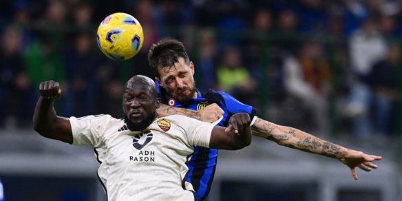 Acerbi, l'incubo dei bomber. E arriva la standing ovation a cena