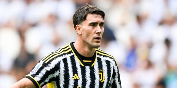 Juve, cedesi Vlahovic disperatamente: quanto pesa sul bilancio