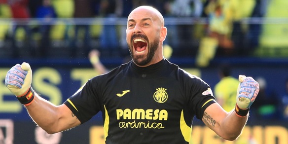 Napoli, senti Reina: "Forse un giorno allenerò in questo stadio"