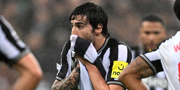 Tonali indagato dalla Federcalcio inglese. Il Newcastle: “Cosa sapeva il Milan?”