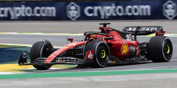 F1, qualifiche interrotte in Brasile: pole Verstappen davanti a Leclerc
