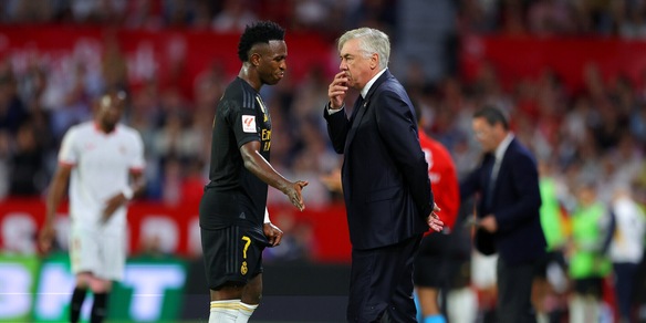 Ancelotti e gli episodi di razzismo: "Vinicius purtroppo è abituato"