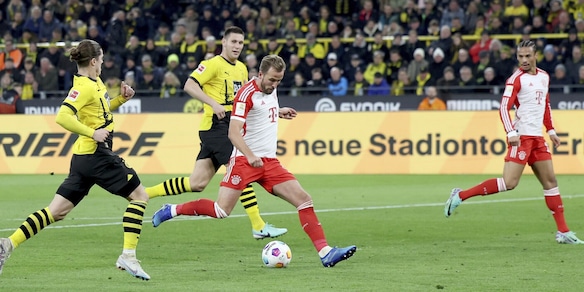 Bundesliga, il Bayern travolge il Borussia Dortmund: tripletta per Kane