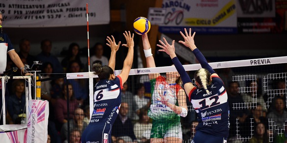 Senza storia il derby: Chieri travolge Pinerolo