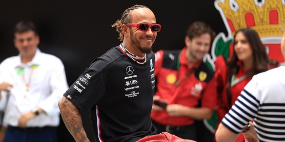 F1, Hamilton critica la Mercedes: "Ci mancava più di mezzo secondo"