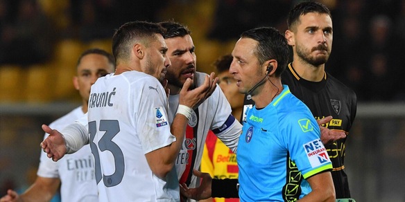 La moviola di Lecce-Milan: direzione disastrosa, compromessa alla fine