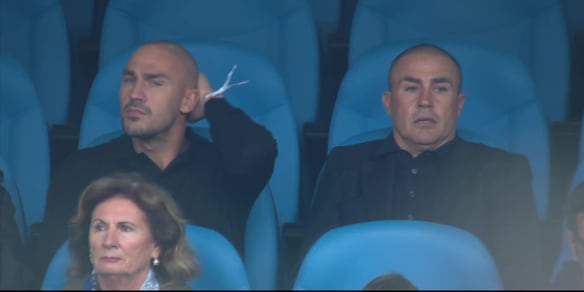 Napoli, Fabio e Paolo Cannavaro al Maradona: i tifosi li acclamano