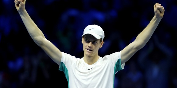 Delirio Sinner, vittoria pazzesca contro Djokovic alle Atp Finals. Rivivi tutto il match