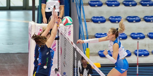 Cremona doma Costa Volpino al quarto