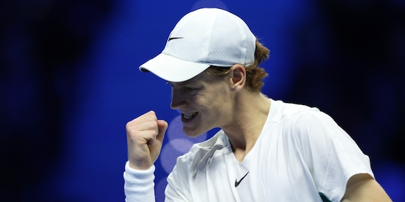 Sinner da leggenda: batte Medvedev alle Nitto ATP Finals. Rivivi la diretta
