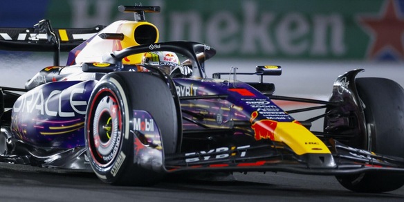 F1, Verstappen trionfa a Las Vegas: Ferrari seconda con Leclerc