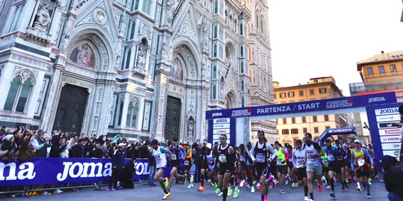 39^ Firenze Marathon, dopo vent’anni vince l’Italia con l’azzurro Said El Otmani. Donne trionfo di Clementine Mukandanga