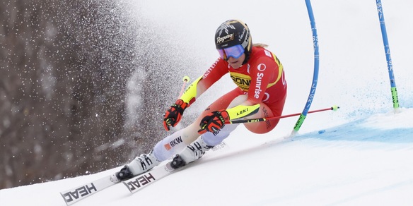 Gut-Behrami furiosa dopo il gigante vinto dall'azzurra Brignone: "È ridicolo..."