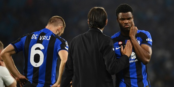 Inter, esami per De Vrij e Dumfries: condizioni e tempi di recupero