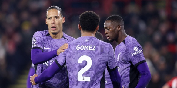 Premier League: il Liverpool risponde all'Arsenal, City ko e superato dall'Aston Villa