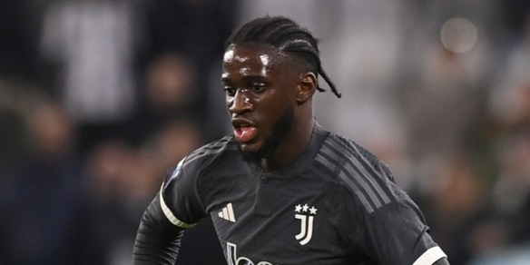 "Juve, abbandonata la pista Sancho. Tre big di Premier su Iling"