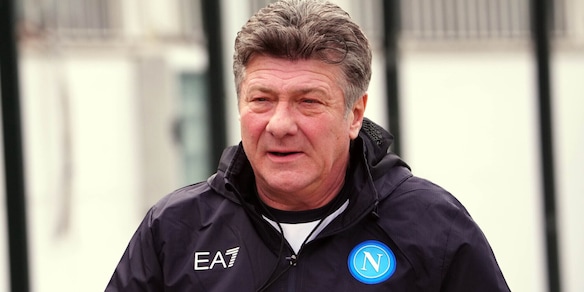 Napoli, tre difensori non si allenano in gruppo: le ultime in vista del Cagliari