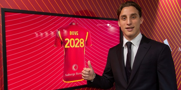 Roma, l'agente di Bove: "Rinnovo? È una storia bellissima"