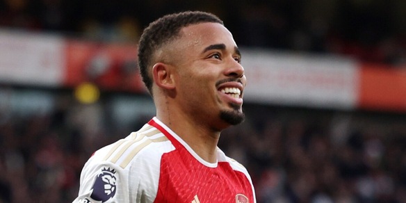 De Zerbi ko, l'Arsenal vince e vola in testa. Rimonta Aston Villa, pari Liverpool-United