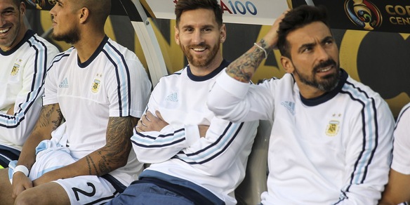 Argentina, Messi in panchina per infortunio