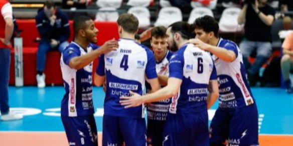 Champions League: Piacenza soffre ma doma il Benfica