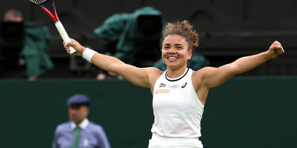 Paolini, dal servizio agli angoli impossibili: così è rinata una stella del tennis