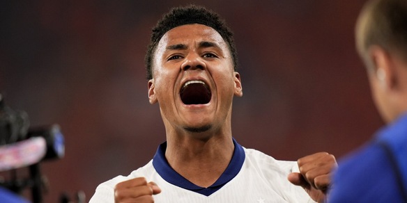 Spagna per il poker, Inghilterra perché il titolo, finalmente, It’s Coming Home