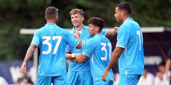 Napoli-Mantova 3-0: tris azzurro nell'ultimo test a Dimaro, ma Simeone va ko