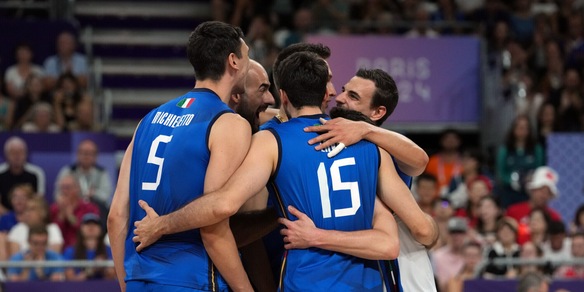 Volley Italia, una serataccia: la Francia ci travolge. Ora contro gli Usa per il bronzo